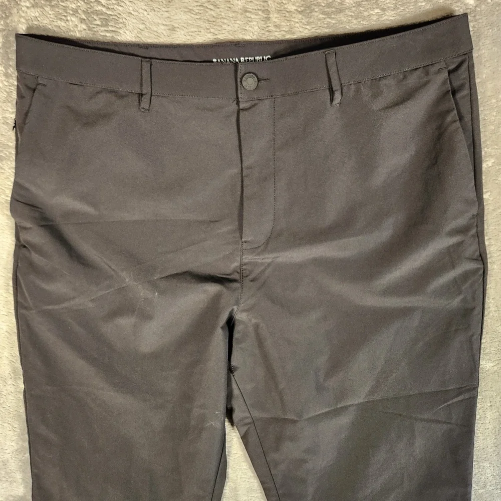 Banana Republic Pants Mens 40x30 Performance Tech Chino Black EUC